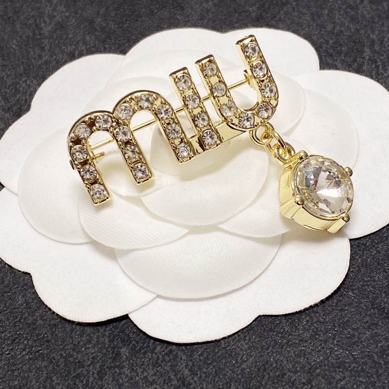 MiuMiu brooch yxs01